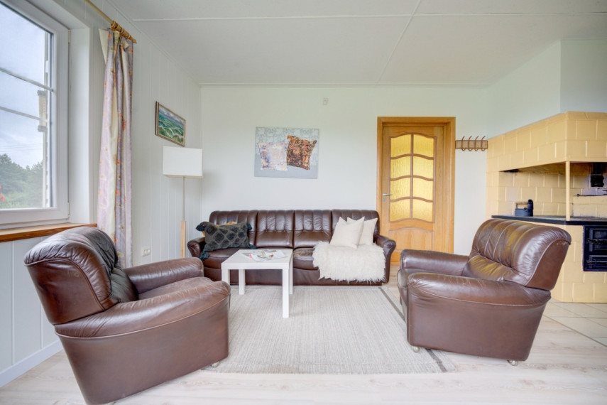 Parduodamas namas Meškučių k., Varėnos r. sav., 198.99 m2 ploto, 2 aukštai 5