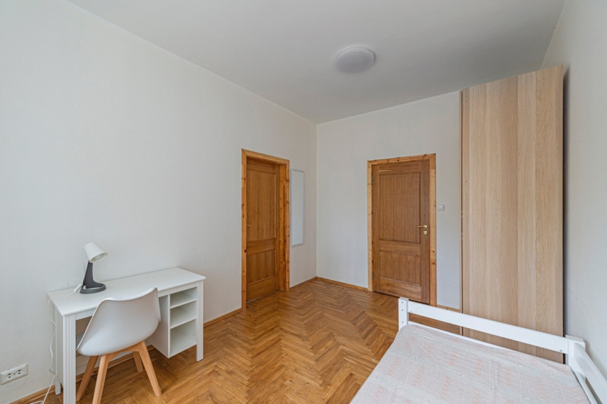 Parduodamas namas Saulės g., Žaliakalnis, Kauno m., Kauno m. sav., 791.29 m2 ploto, 3 aukštai 18