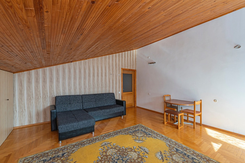 Parduodamas namas Saulės g., Žaliakalnis, Kauno m., Kauno m. sav., 791.29 m2 ploto, 3 aukštai 35