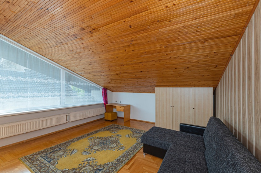 Parduodamas namas Saulės g., Žaliakalnis, Kauno m., Kauno m. sav., 791.29 m2 ploto, 3 aukštai 36