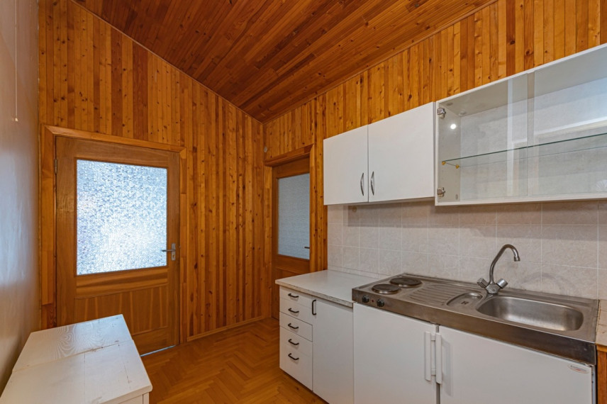 Parduodamas namas Saulės g., Žaliakalnis, Kauno m., Kauno m. sav., 791.29 m2 ploto, 3 aukštai 45