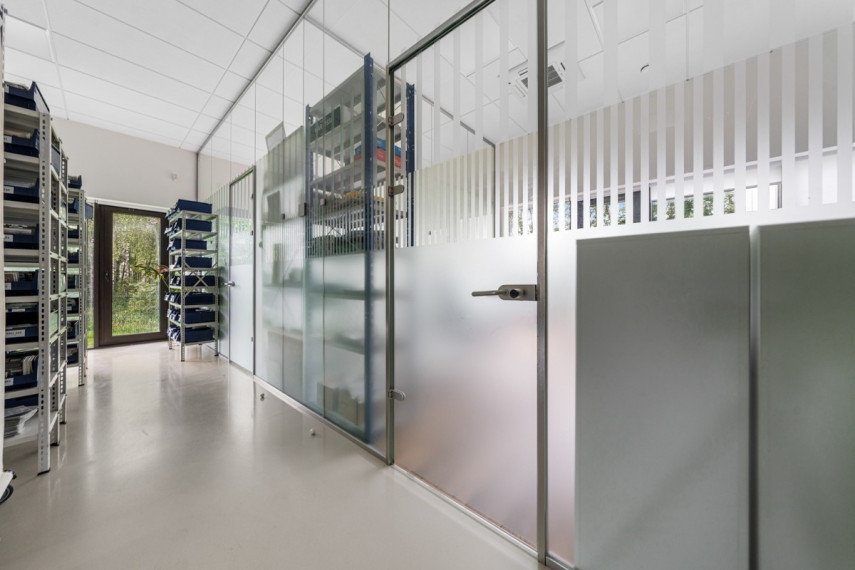 Parduodamos administracinės, gamybinės, kitos paskirties, paslaugų, prekybos, sandėliavimo patalpos Medikiškių g., Kalino k., Vilniaus r. sav., 612.36 m2 ploto 11