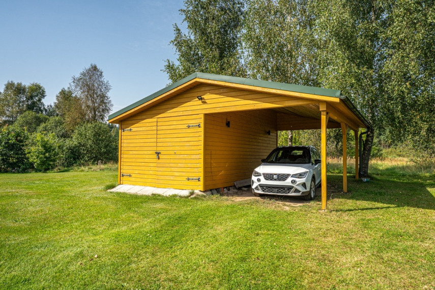 Parduodamas namas Ažubalio k., Švenčionių r. sav., 315 m2 ploto, 2 aukštai 30