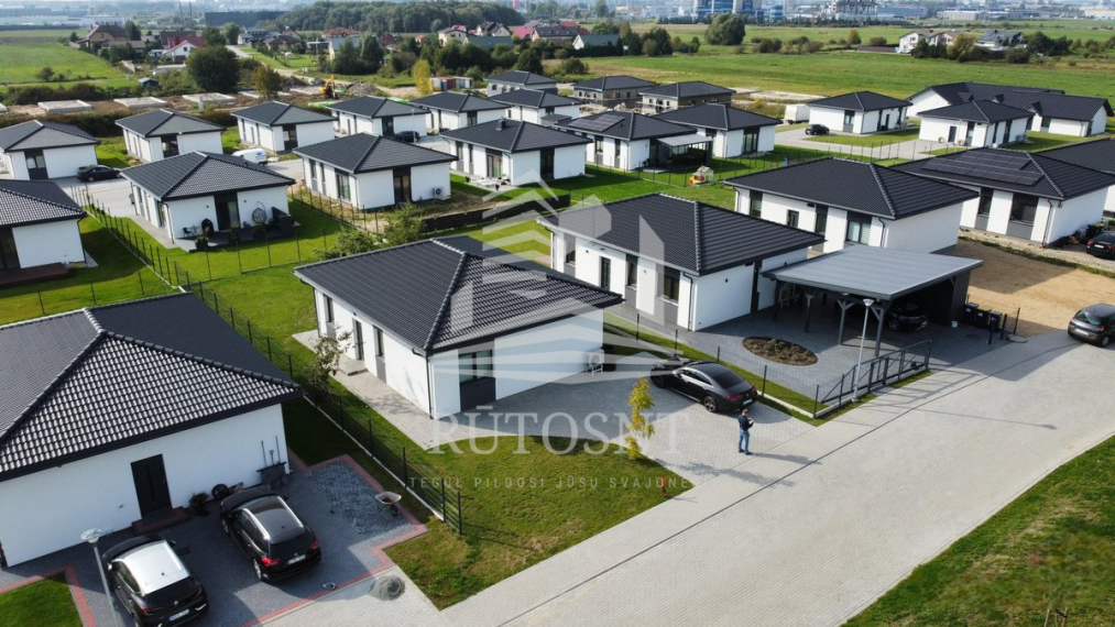 Parduodamas namas Budrikų k., Klaipėdos r. sav., 80 m² ploto 3 kambariai 6
