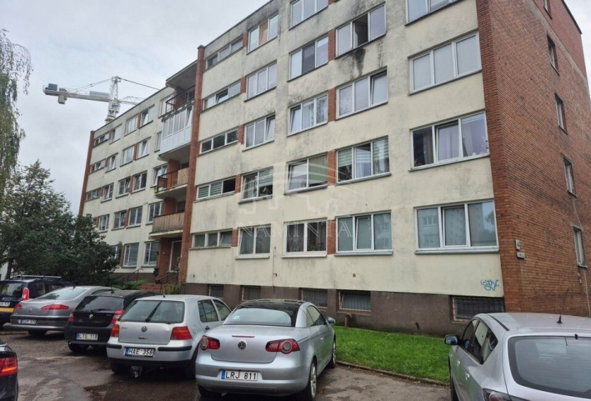 Parduodamas butas Taikos pr., Vėtrungė, Klaipėdos m., Klaipėdos m. sav., 12 m2 ploto, 1 kambariai 8