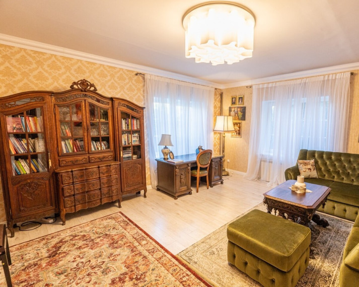 Parduodamas namas Klaipėdos apskritis, Klaipėda, Dviračių treko, 346 m2 ploto, 2 aukštai 10