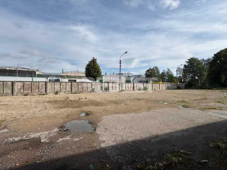 Nuomojamas komercinės paskirties sklypas Šarūno g., Gubernija, Šiaulių m., Šiaulių m. sav., 12.9 a ploto 9