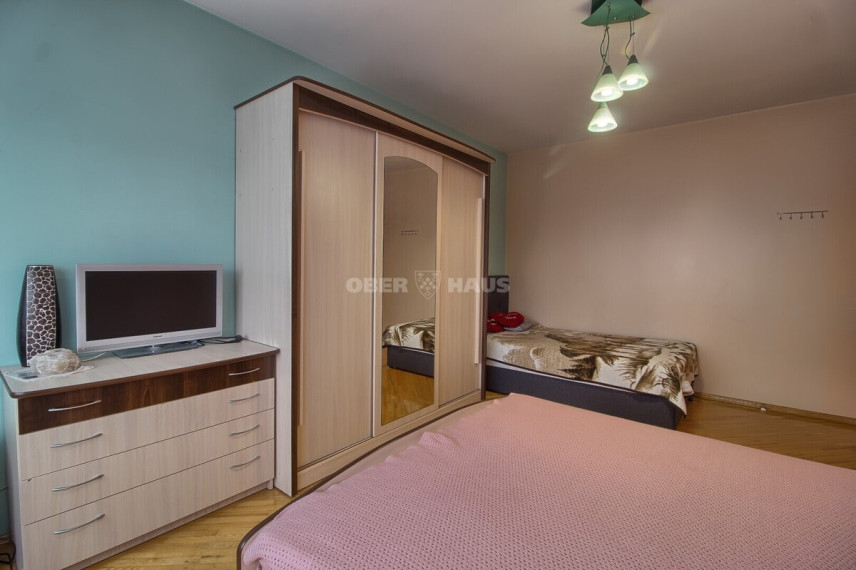 Parduodamas namas Vaidoto g., Gubernija, Šiaulių m., Šiaulių m. sav., 363.36 m2 ploto, 2 aukštai 14