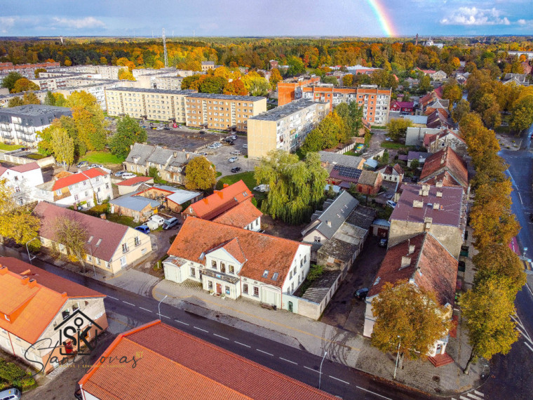 PARDUODAMI DU PASTATAI, KURIUOSE GALIMA ĮRENGTI BUTUS IR PATALPAS M. JANKAUS G. 4, ŠILUTĖJE 39