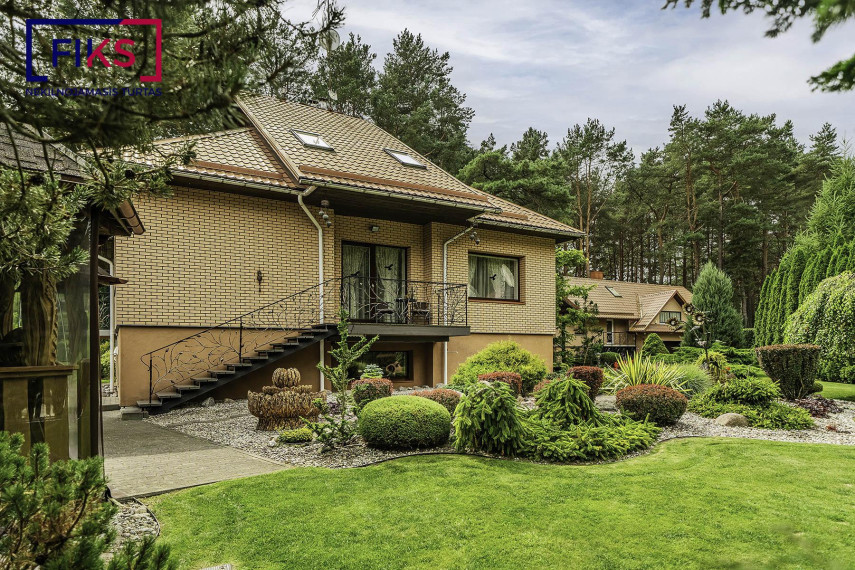 Parduodamas namas Kerupės g., Zapyškio mstl., Kauno r. sav., 324.88 m² ploto 4 kambariai 1