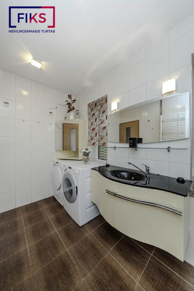 Parduodamas namas Kerupės g., Zapyškio mstl., Kauno r. sav., 324.88 m² ploto 4 kambariai 14