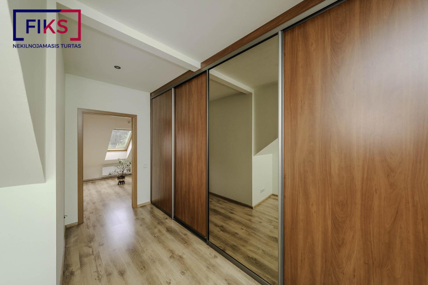 Parduodamas namas Kerupės g., Zapyškio mstl., Kauno r. sav., 324.88 m² ploto 4 kambariai 18