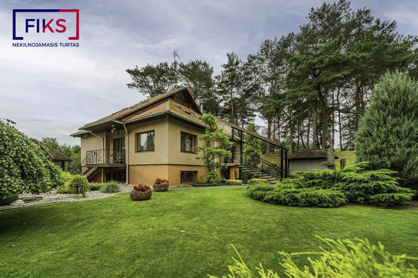 Parduodamas namas Kerupės g., Zapyškio mstl., Kauno r. sav., 324.88 m² ploto 4 kambariai 35