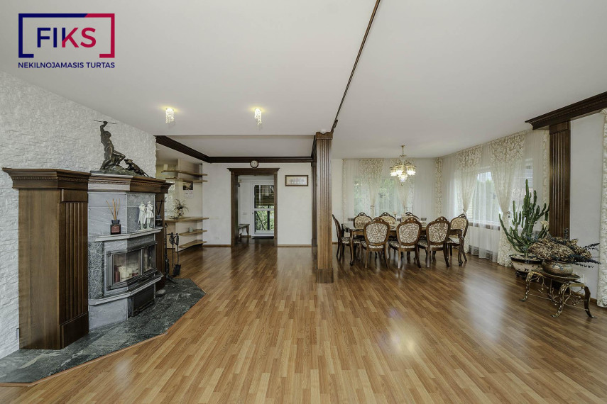 Parduodamas namas Kerupės g., Zapyškio mstl., Kauno r. sav., 324.88 m² ploto 4 kambariai 8