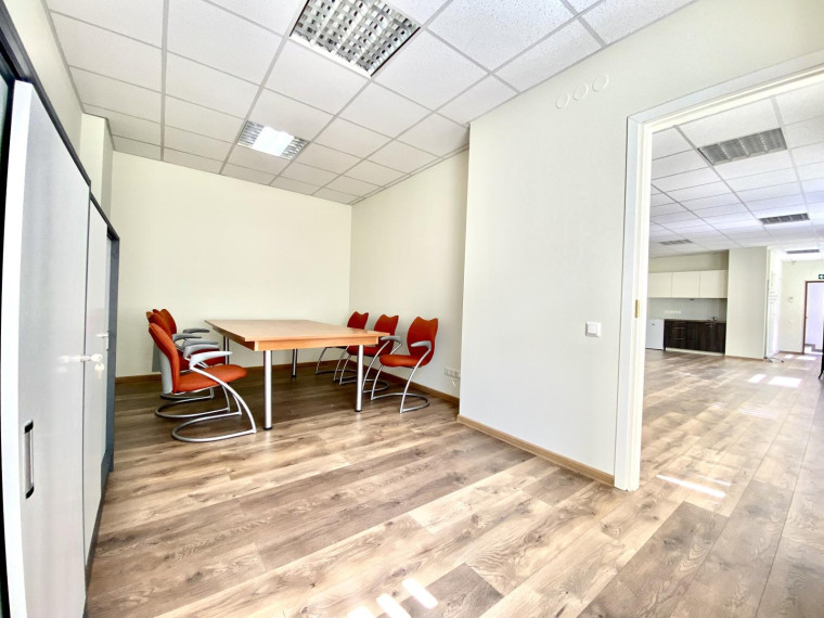 Nuomojamos patalpos Savanorių pr., Naujamiestis, Vilniaus m., Vilniaus m. sav., 74.71 m² ploto 4