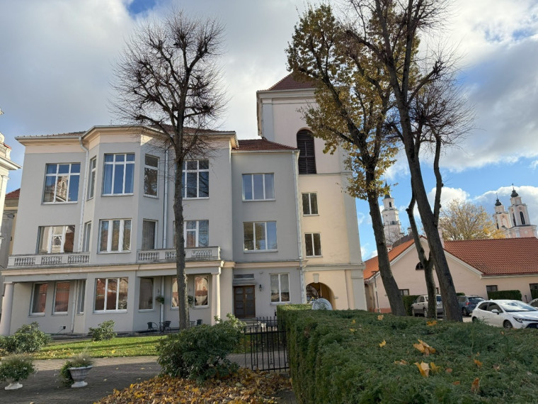 Nuomojamos administracinės, kitos paskirties, paslaugų, prekybos patalpos Rotušės a., Senamiestis, Kauno m., Kauno m. sav., 220.36 m2 ploto 1