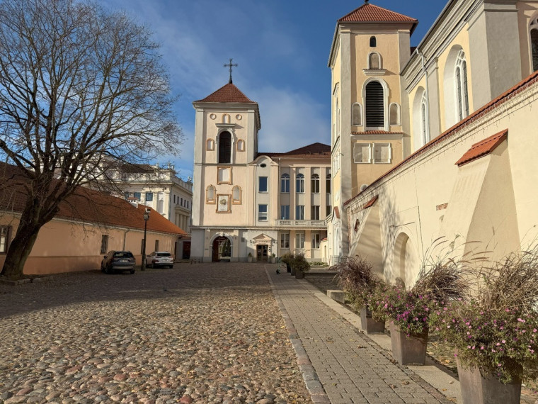 Nuomojamos administracinės, kitos paskirties, paslaugų, prekybos patalpos Rotušės a., Senamiestis, Kauno m., Kauno m. sav., 220.36 m2 ploto 2