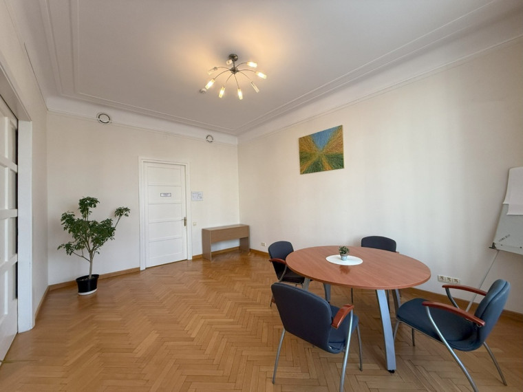 Nuomojamos administracinės, kitos paskirties, paslaugų, prekybos patalpos Rotušės a., Senamiestis, Kauno m., Kauno m. sav., 220.36 m2 ploto 11