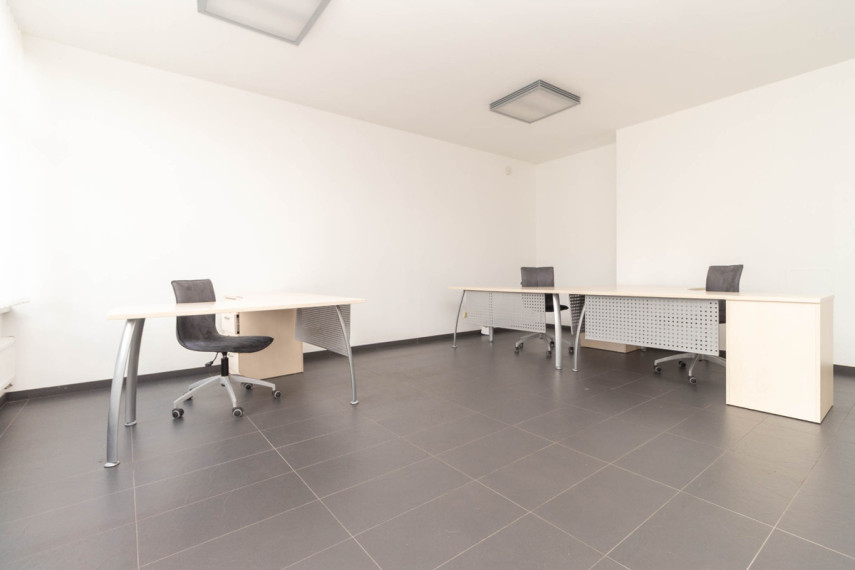 Nuomojamos administracinės, kitos paskirties, paslaugų, prekybos patalpos R. Kalantos g., Petrašiūnai, Kauno m., Kauno m. sav., 35 m2 ploto 6