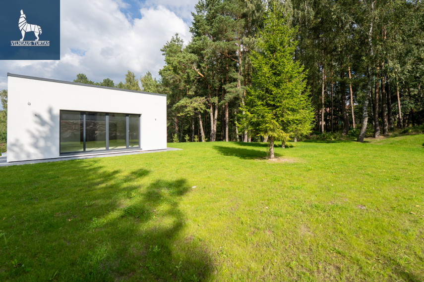 Parduodamas namas Jazminų g., Bajorų k., Vilniaus r. sav., 181 m2 ploto, 1 aukštai 12