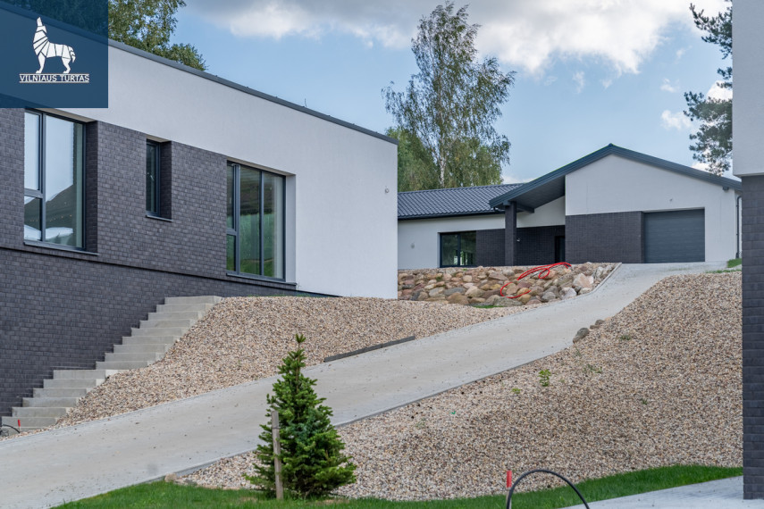 Parduodamas namas Jazminų g., Bajorų k., Vilniaus r. sav., 181 m2 ploto, 1 aukštai 16