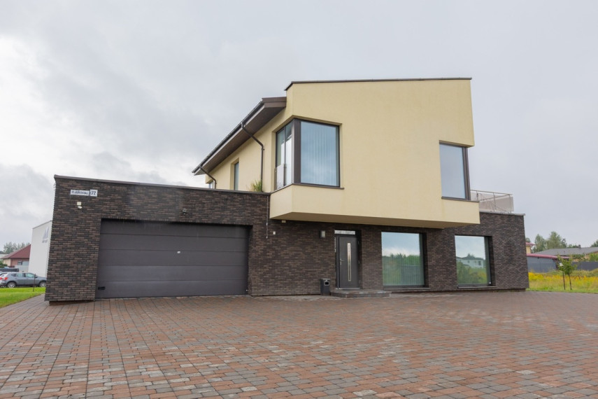 Parduodamas namas Platiniškių g., Platiniškių I k., Vilniaus r. sav., 229.61 m2 ploto, 2 aukštai 2