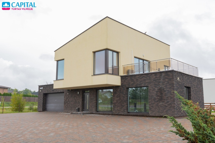 Parduodamos administracinės patalpos Vilniaus r. sav., Platiniškių k., Platiniskiu, 229 m2 ploto 1