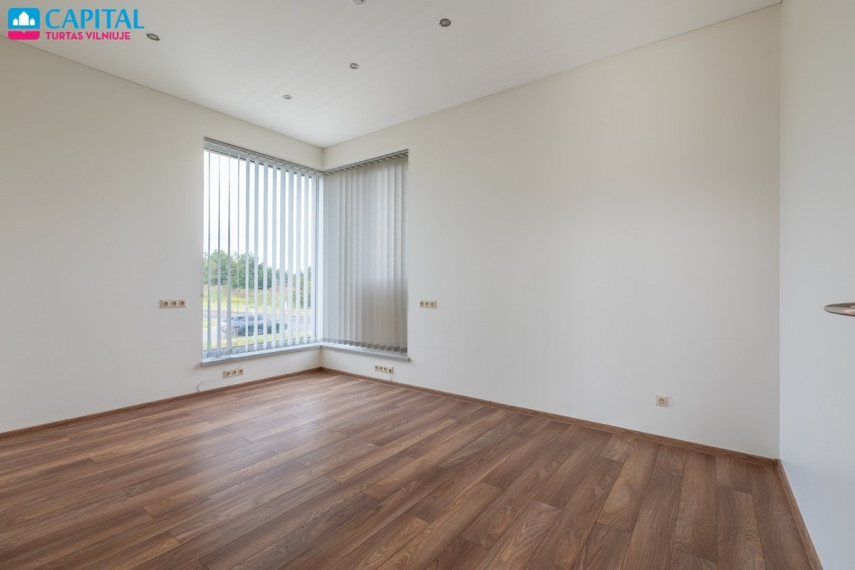 Parduodamos administracinės patalpos Vilniaus r. sav., Platiniškių k., Platiniskiu, 229 m2 ploto 16