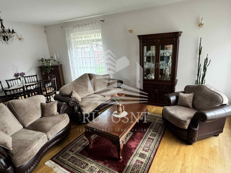 Parduodamas namas Gargždų m., Klaipėdos r. sav., 148.26 m² ploto 4 kambariai 3