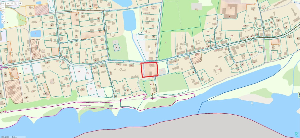 Parduodamas namas Nemuno g., Smalininkų m., Jurbarko r. sav., 682.88 m2 ploto, 1 aukštai 46
