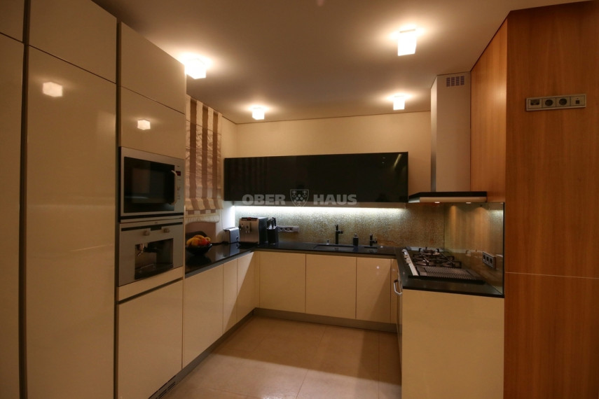 Parduodamas namas Domeikavos k., Kauno r. sav., 359.96 m2 ploto, 2 aukštai 3