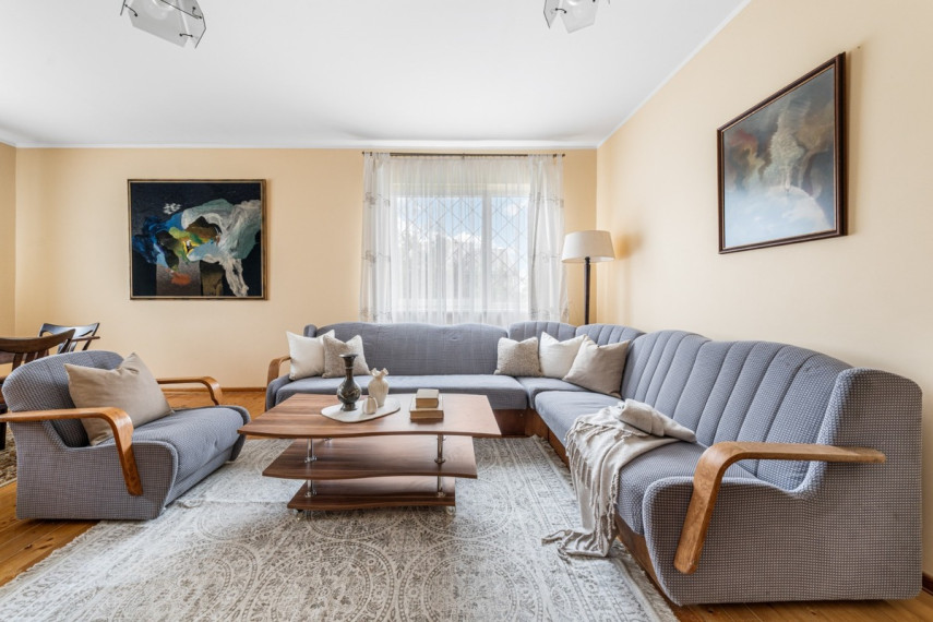 Parduodamas namas Saulėtekio g., Aukštadvario mstl., Trakų r. sav., 375 m2 ploto, 2 aukštai 6