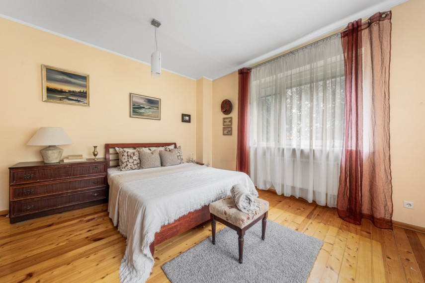 Parduodamas namas Saulėtekio g., Aukštadvario mstl., Trakų r. sav., 375 m2 ploto, 2 aukštai 20