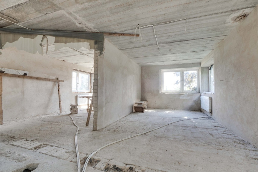 Parduodamas namas Alyvų g., Gineitiškių k., Vilniaus r. sav., 323 m2 ploto, 3 aukštai 5