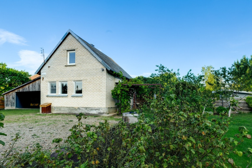 Parduodamas namas Linų 8-oji g., Voverių k., Mažeikių r. sav., 52.44 m2 ploto, 2 aukštai 6