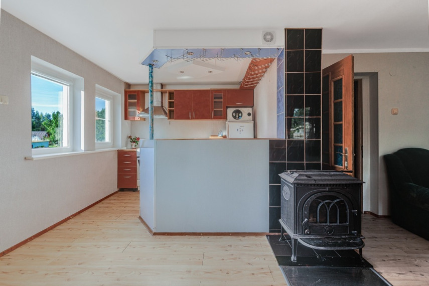 Parduodamas namas Linų 8-oji g., Voverių k., Mažeikių r. sav., 52.44 m2 ploto, 2 aukštai 9