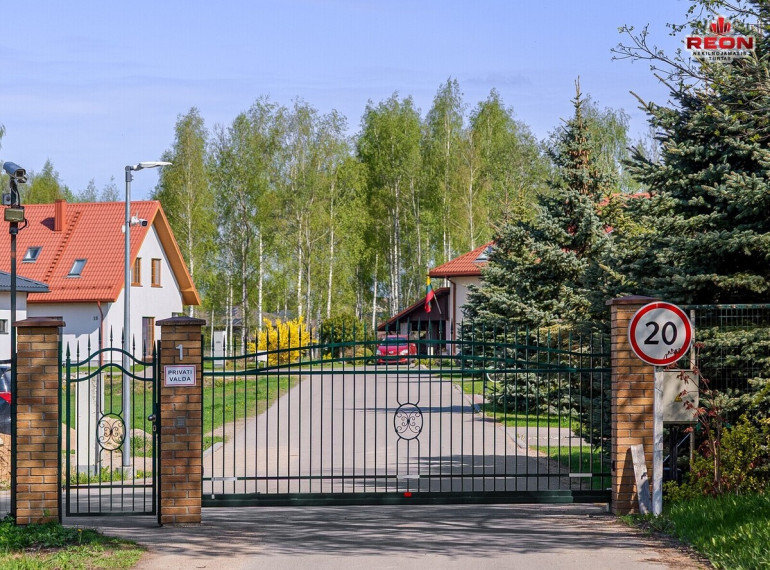 Parduodamas namas Eglių g., Vilniaus m., Vilniaus m. sav., 170 m2 ploto, 1 aukštai 20