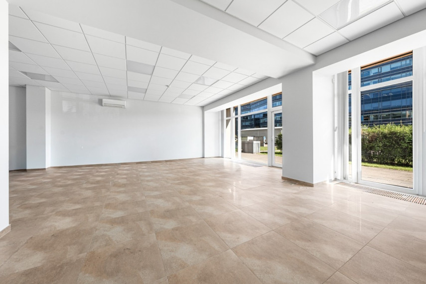 Parduodamos administracinės, kitos paskirties, paslaugų, prekybos, sandėliavimo patalpos Juozo Balčikonio g., Baltupiai, Vilniaus m., Vilniaus m. sav., 123.58 m2 ploto 1