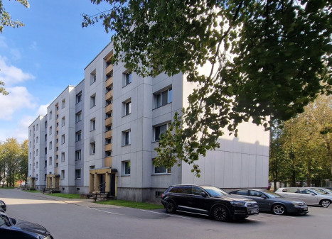 Parduodamas butas Gamyklos g., Mažeikių m., Mažeikių r. sav., 50.2 m2 ploto, 2 kambariai Parduodamas butas Gamyklos g., Mažeikių m., Mažeikių r. sav., 50.2 m2 ploto, 2 kambariai