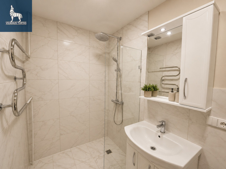 Nuomojamas butas Liepų g., Molėtų m., Molėtų r. sav., 50 m2 ploto, 2 kambariai 10