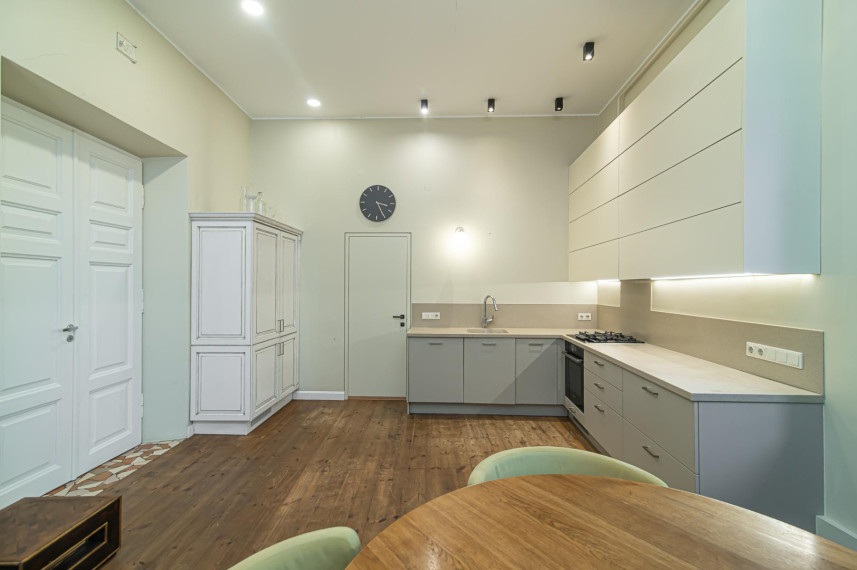 Parduodamas butas Užupio g., Užupis, Vilniaus m., Vilniaus m. sav., 115.00 m² ploto 4 kambariai 5