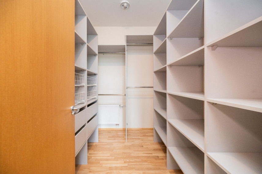Parduodamas namas Miško g., Antaniškių k., Trakų r. sav., 180.9 m2 ploto, 2 aukštai 20