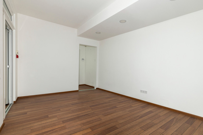 Parduodamos administracinės, paslaugų, prekybos patalpos S. Žukausko g., Šiaurės miestelis, Vilniaus m., Vilniaus m. sav., 127.11 m2 ploto 11