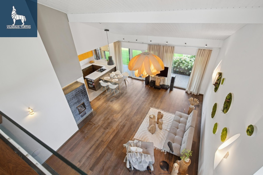 Parduodamas namas Juozo Kamarausko g., Tarandė, Vilniaus m., Vilniaus m. sav., 280 m2 ploto, 2 aukštai 12