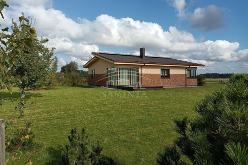 Parduodamas namas Žemgrindžių k., Klaipėdos r. sav., 120 m2 ploto, 1 aukštai 2