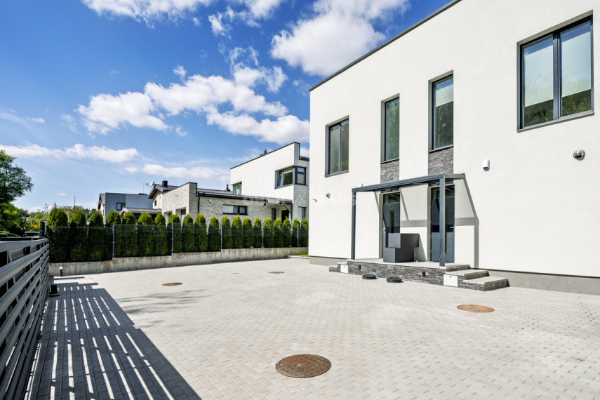 Nuomojamas namas Žaliakalnio g., Naujoji Vilnia, Vilniaus m., Vilniaus m. sav., 140 m2 ploto, 2 aukštai 28