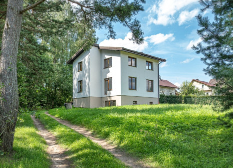 Parduodamas namas Pavasario 1-oji g., Bratoniškių k., Vilniaus r. sav., 193.57 m2 ploto, 2 aukštai Parduodamas namas Pavasario 1-oji g., Bratoniškių k., Vilniaus r. sav., 193.57 m2 ploto, 2 aukštai