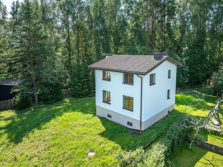 Parduodamas namas Pavasario 1-oji g., Bratoniškių k., Vilniaus r. sav., 193.57 m2 ploto, 2 aukštai 4