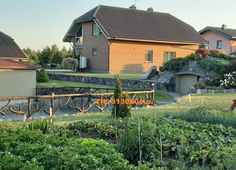 Parduodamas namas Birbinčių g., Kiškėnų k., Klaipėdos r. sav., 151.00 m² ploto 4 kambariai Parduodamas namas Birbinčių g., Kiškėnų k., Klaipėdos r. sav., 151.00 m² ploto 4 kambariai
