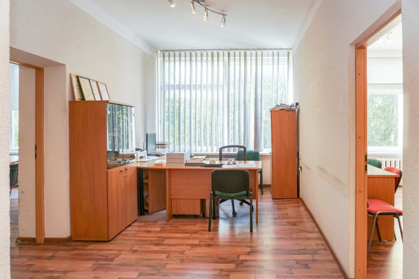 Parduodamos administracinės, gamybinės, kitos paskirties, maitinimo, paslaugų, prekybos, sandėliavimo patalpos Aušros al., Centras, Šiaulių m., Šiaulių m. sav., 1736.16 m2 ploto 9
